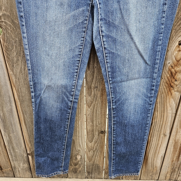 American Eagle Outfitters Women's Classic Blue Skinny Jeans Size 2 - Picture 10 of 16